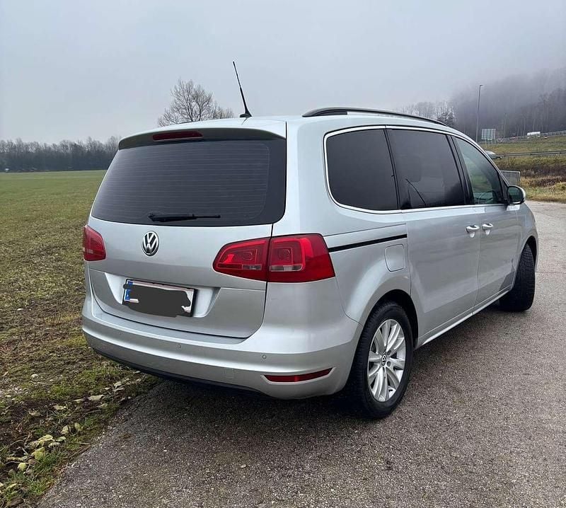 Gebraucht VW Sharan Comfortline 177 PS (130 kW) 2015 Van / Kleinbus