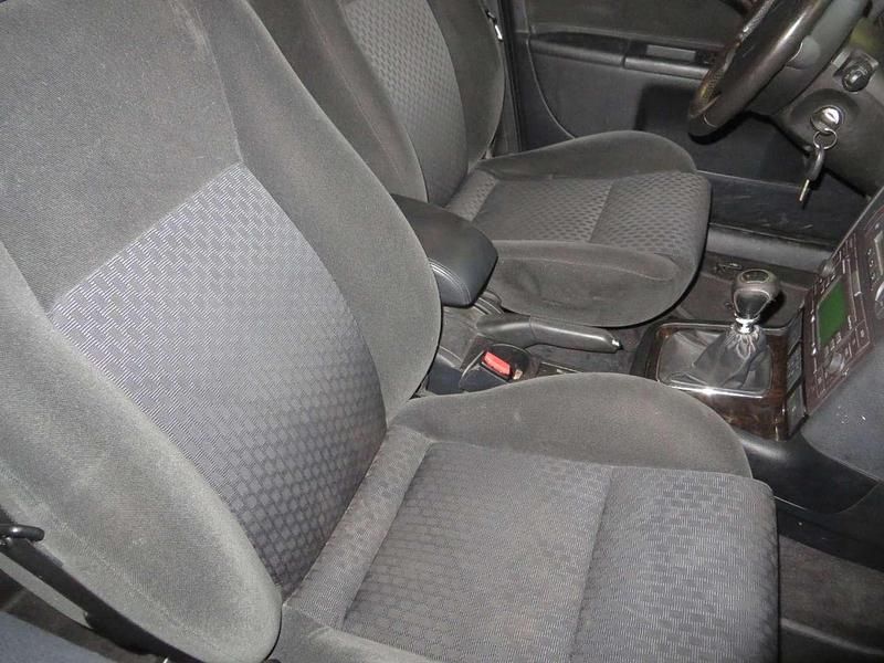 Gebraucht Ford Mondeo Ghia 131 PS (96 kW) 2006 Schwarz Kombi