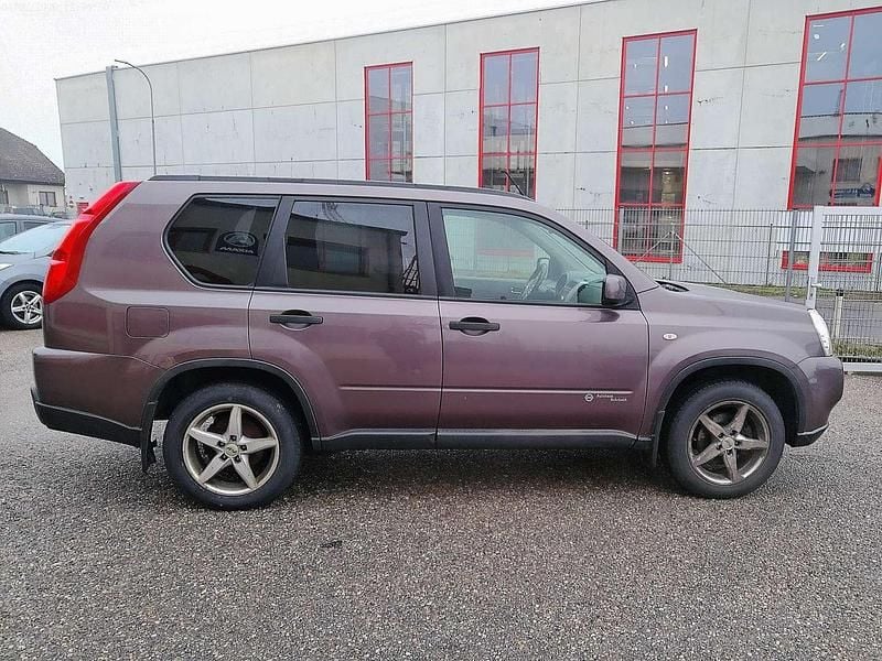 Gebraucht Nissan X-Trail SE 150 PS (110 kW) 2009 Grau SUV