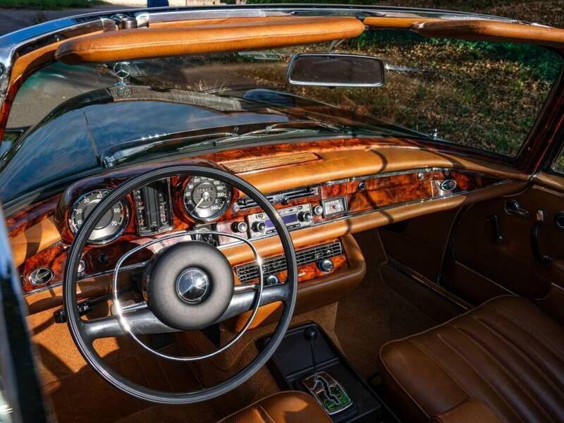 Gebraucht Mercedes 250 SE 231 PS (169 kW) 1967 Grün Cabrio
