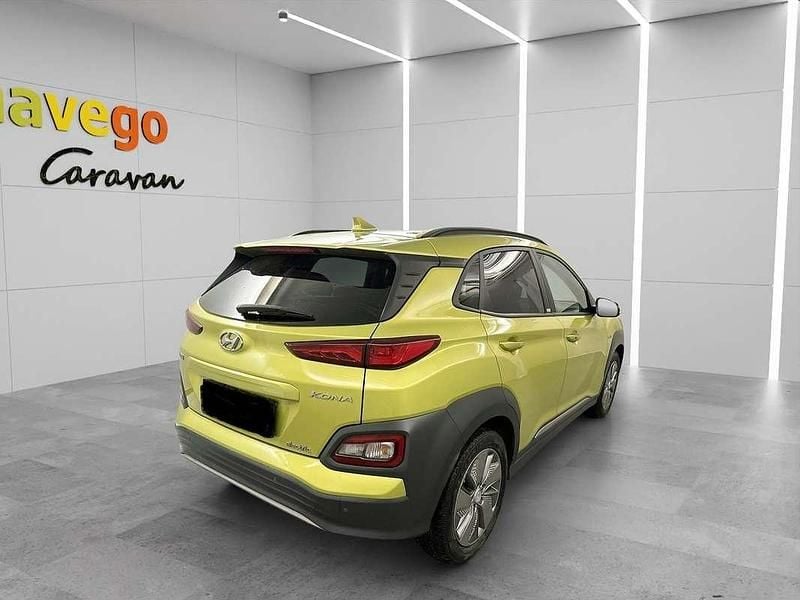 Gebraucht Hyundai Kona Style 150 kW (204 PS) 2021 Gelb SUV