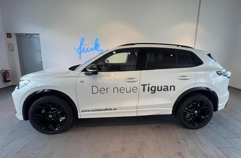 Neu VW Tiguan Sport 193 PS (141 kW) 2025 Weiss  normal SUV