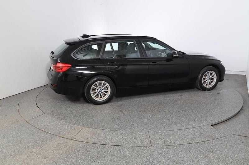 Gebraucht BMW 320 184 PS (135 kW) 2017 Schwarz  metallic Kombi