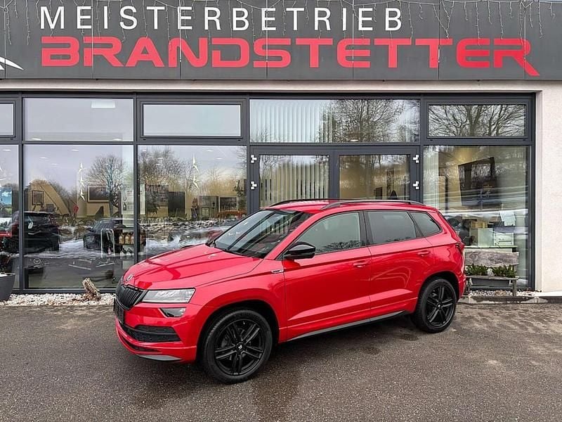 Rot Gebraucht 2019 Skoda Karoq SportLine SUV | € 23.990 (Fairer Preis) - Bild 1/4