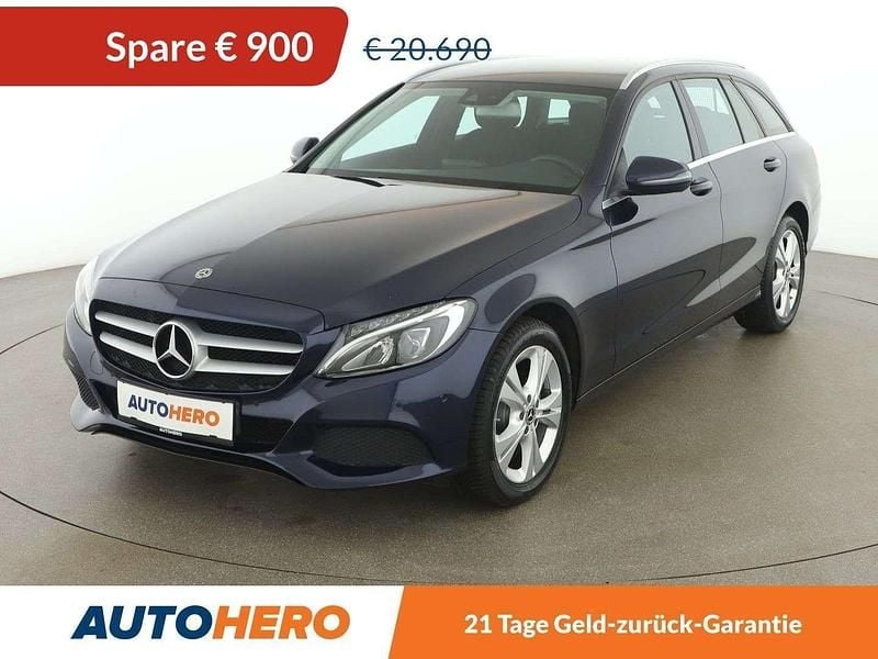 Blau Gebraucht 2017 Mercedes C160 Coupé | € 19.790 - Bild 1/3