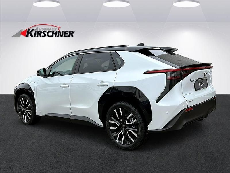 Neu Toyota bZ4X Lounge 164 kW (224 PS) 2026 Weiss  metallicperleffekt SUV