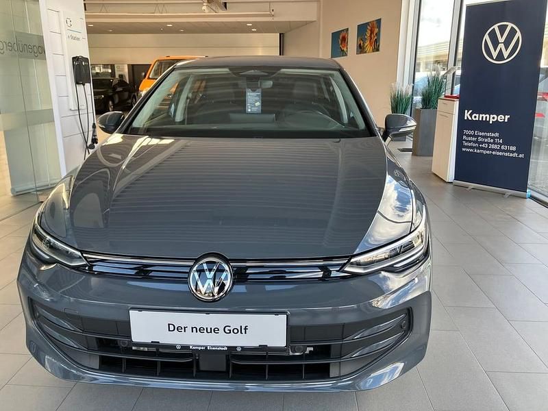 Neu VW Golf VIII 204 PS (150 kW) 2026 Mittelgrau  metallic Limousine