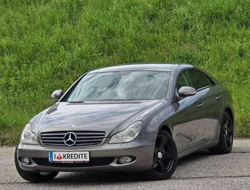 Gebraucht Mercedes CLS320 224 PS (164 kW) 2006 Grau Limousine