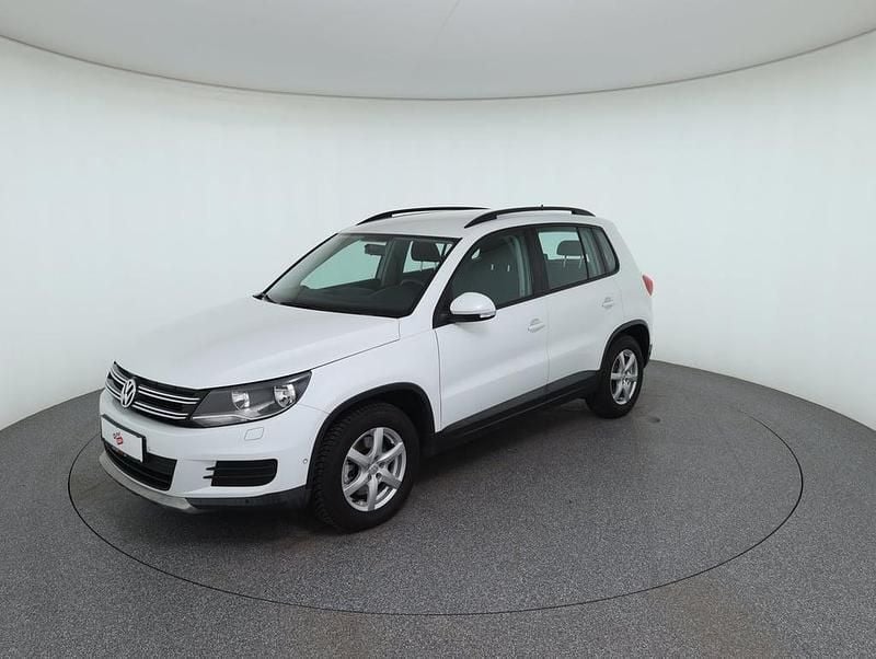 Weiß Gebraucht 2015 VW Tiguan SUV | € 11.950 (Fairer Preis) - Bild 1/4