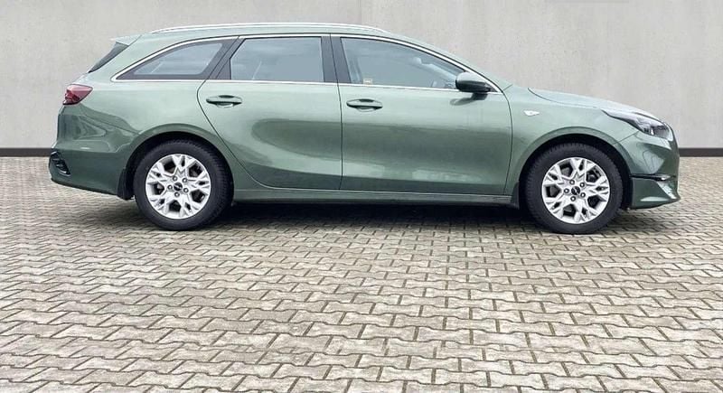 Gebraucht Kia Ceed 140 PS (102 kW) 2024 Kleinwagen