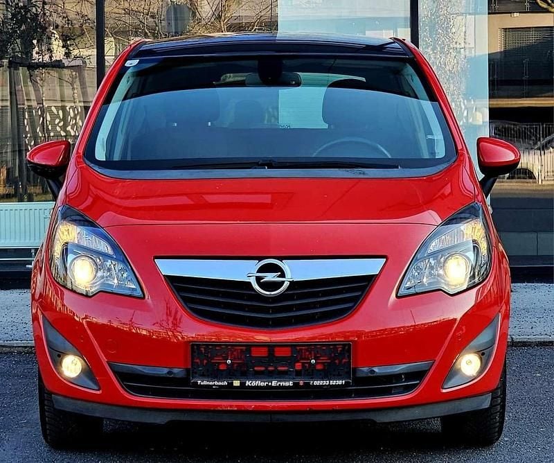 Gebraucht Opel Meriva Color Edition 120 PS (88 kW) 2012 Rot Van / Kleinbus