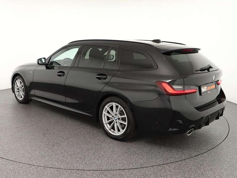 Gebraucht BMW 320 M Sport 184 PS (135 kW) 2025 Schwarz Kombi