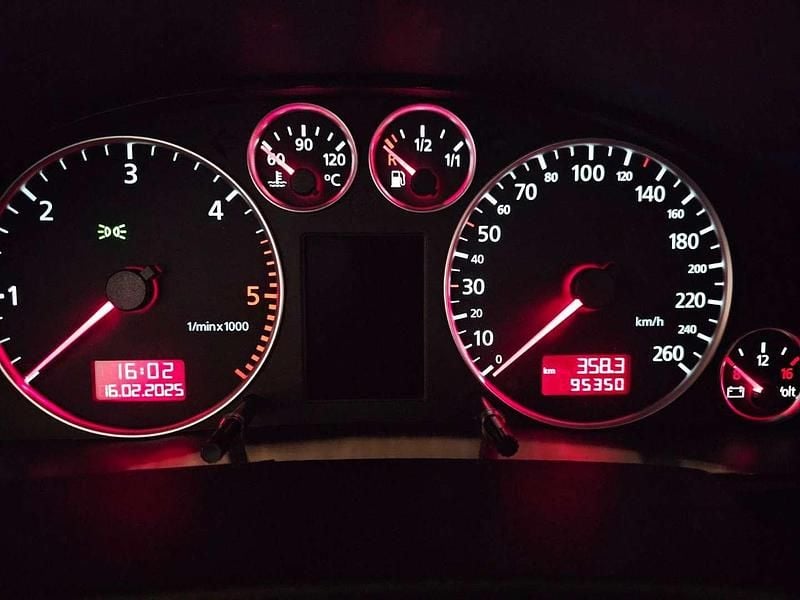 Gebraucht Audi A6 Allroad 179 PS (131 kW) 2002 Schwarz Kombi