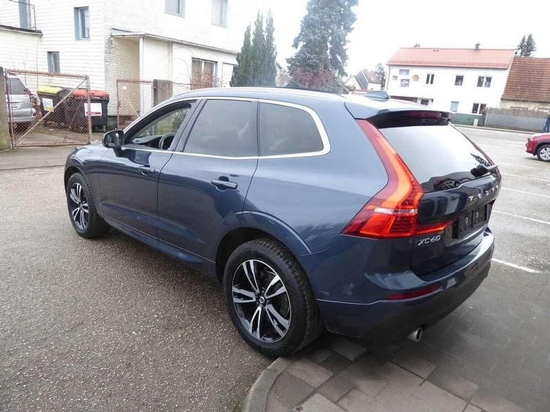 Gebraucht Volvo XC60 163 PS (119 kW) 2021 Blau SUV