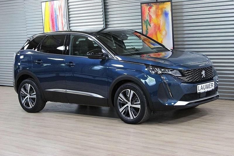 Gebraucht Peugeot 3008 Allure 131 PS (96 kW) 2024 Blau SUV
