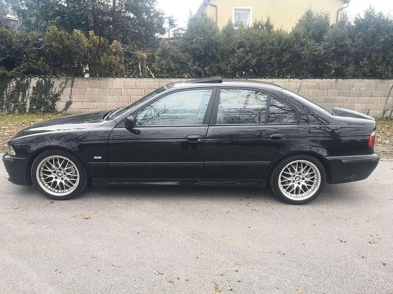 Gebraucht BMW 525 M Sport 163 PS (119 kW) 2002 Schwarz Limousine