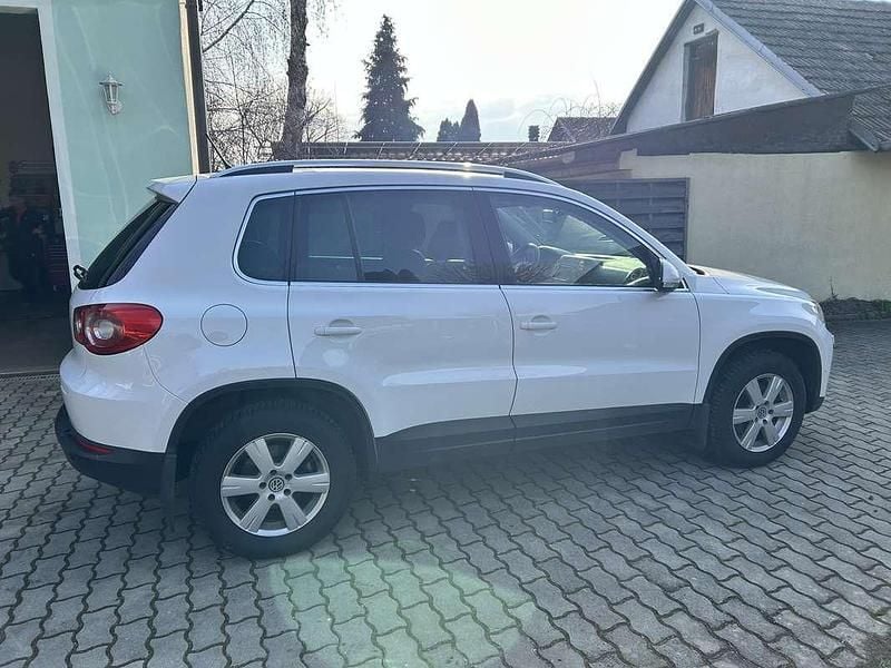 Gebraucht VW Tiguan 140 PS (102 kW) 2010 Weiß SUV