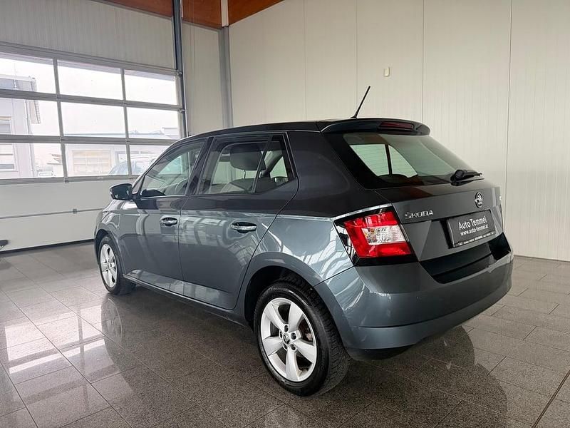 Gebraucht Skoda Fabia Ambition 90 PS (66 kW) 2015 Dunkelgrau  metallic