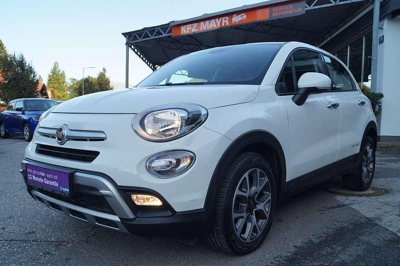 Weiß Gebraucht 2017 Fiat 500X Cross SUV | € 12.990 - Bild 1/4