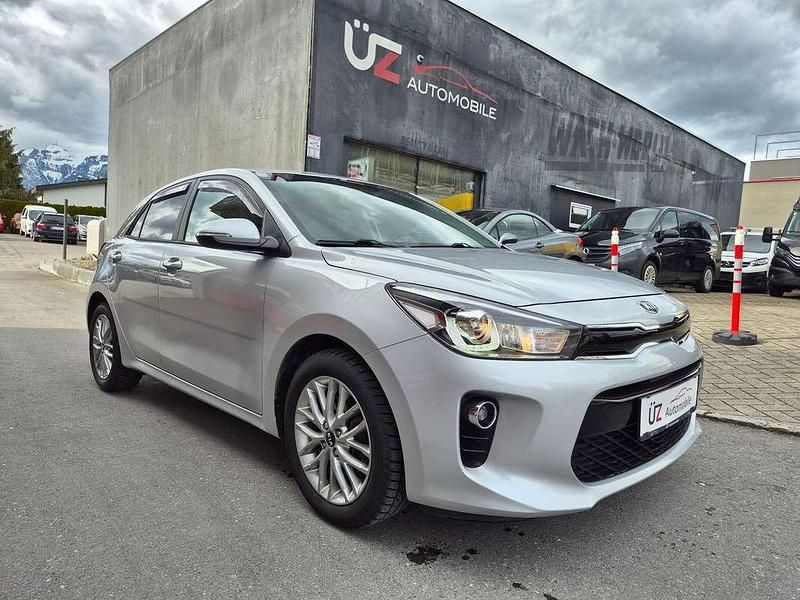 Gebraucht Kia Rio Attract 84 PS (61 kW) 2019 Grau Kleinwagen