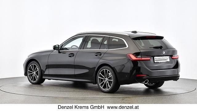 Gebraucht BMW 320 190 PS (139 kW) 2024 Saphirschwarz Kombi