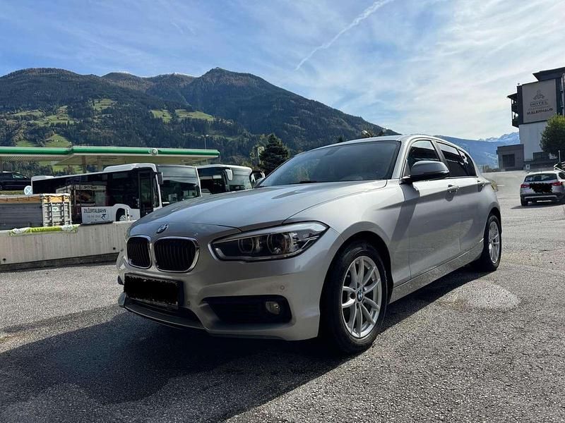Silber Gebraucht 2016 BMW 116 Advantage Kleinwagen | € 11.690 (Etwas zu teuer) - Bild 1/4