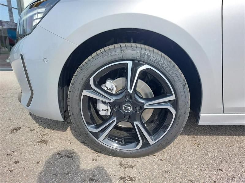 Neu Opel Corsa Edition 146 PS (107 kW) 2025 Kristallsilber Limousine