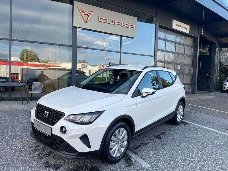 Schwarz metallic Gebraucht 2025 Seat Arona Reference SUV | € 18.555 (Guter Preis) - Bild 1/4