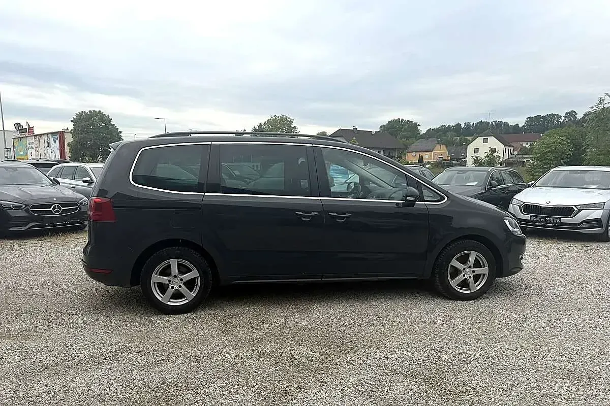 Gebraucht VW Sharan Comfortline 140 PS (2011) in Arbing, AT - € 5.500 ...