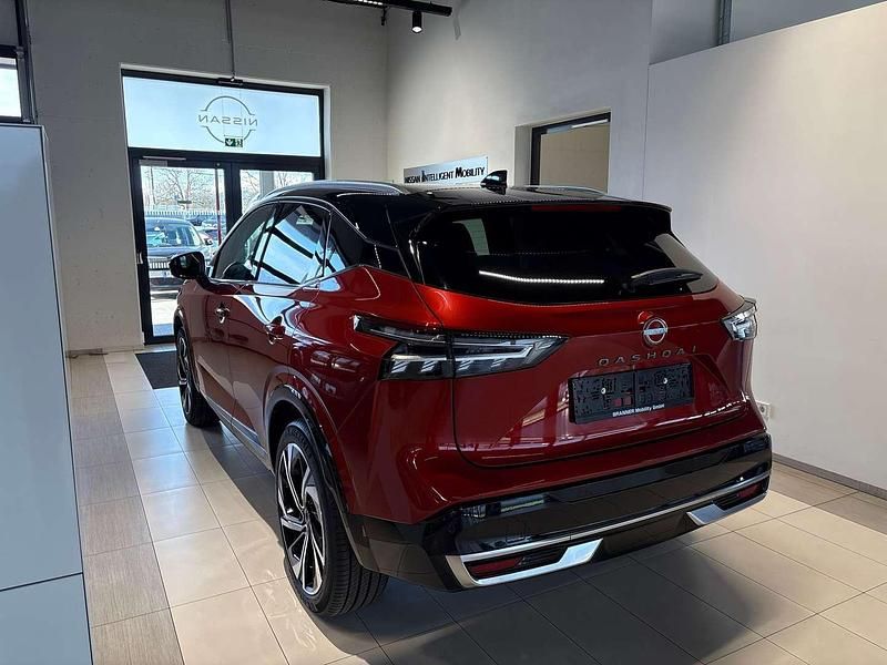 Gebraucht Nissan Qashqai Tekna+ 158 PS (116 kW) 2025 Rot SUV
