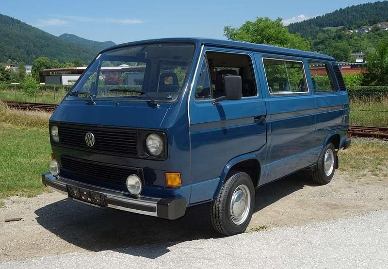Blau Gebraucht 1988 VW T3 Van | € 11.500 - Bild 1/4