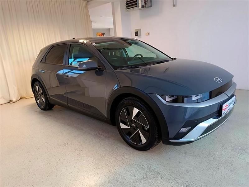 Grau Gebraucht 2025 Hyundai Ioniq 5 Trend SUV | € 37.990 (Etwas zu teuer) - Bild 1/4