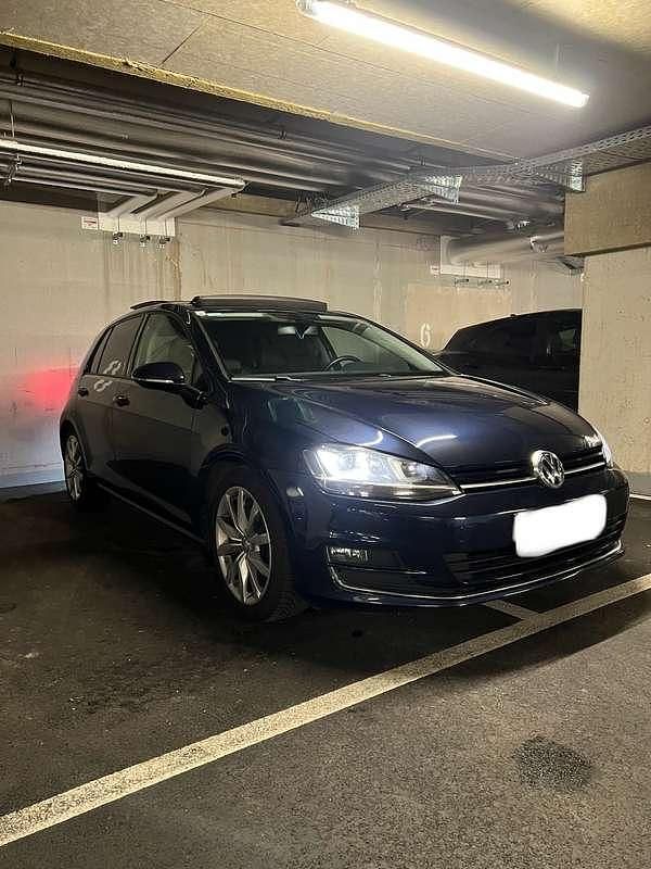 Gebraucht VW Golf VII 140 PS (102 kW) 2013 Blau Limousine
