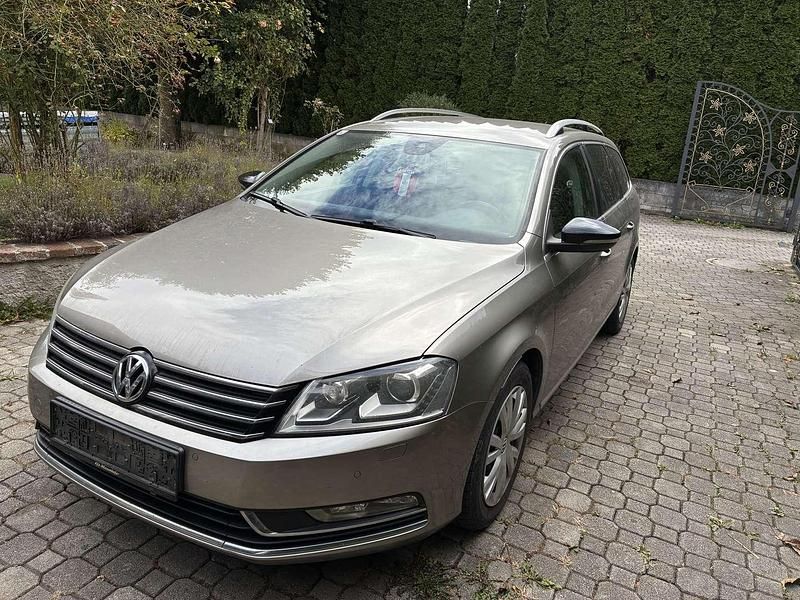 Gebraucht VW Passat 177 PS (130 kW) 2014 Kombi