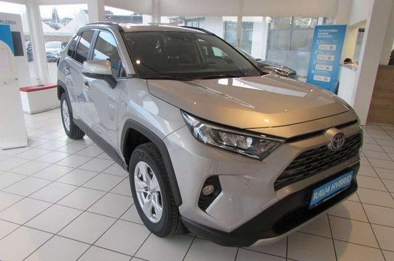 Silber Gebraucht 2022 Toyota RAV4 Hybrid Active SUV | € 29.900 (Superpreis) - Bild 1/4