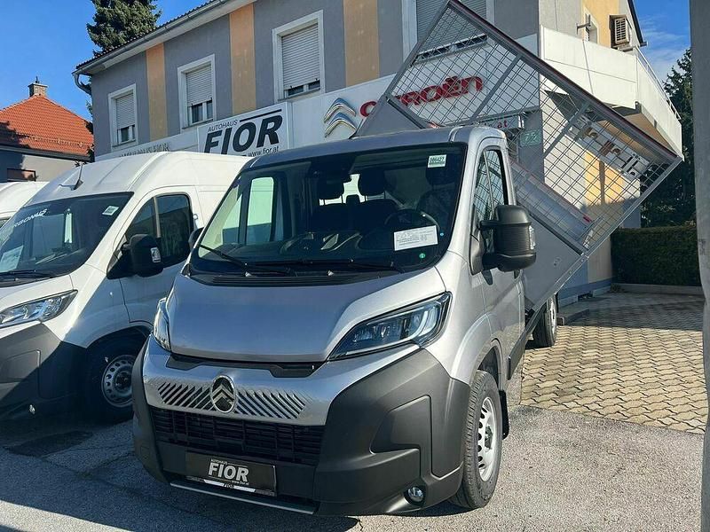 Neu 2025 Citroën Jumper Van / Kleinbus | € 46.890 - Bild 1/4