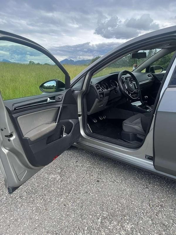 Gebraucht VW Golf VII Highline 150 PS (110 kW) 2013 Limousine