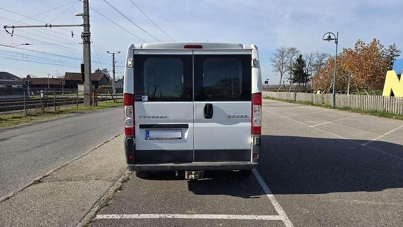 Gebraucht Peugeot Boxer 101 PS (74 kW) 2011 Weiß Van