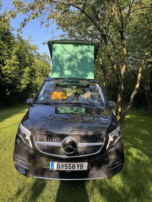 Grau Gebraucht 2021 Mercedes V300 Marco Polo Van / Kleinbus | € 80.900 - Bild 1/4