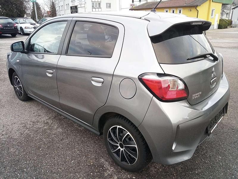 Gebraucht Mitsubishi Space Star Top 80 PS (58 kW) 2021 Grau Kleinwagen