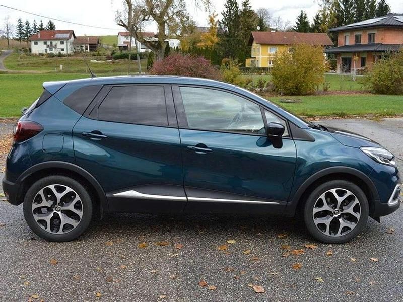 Gebraucht Renault Captur Bose Edition 90 PS (66 kW) 2018 Blau SUV