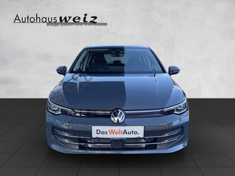 Gebraucht VW Golf VIII Style 204 PS (150 kW) 2024 Mittelgrau  metallic Limousine