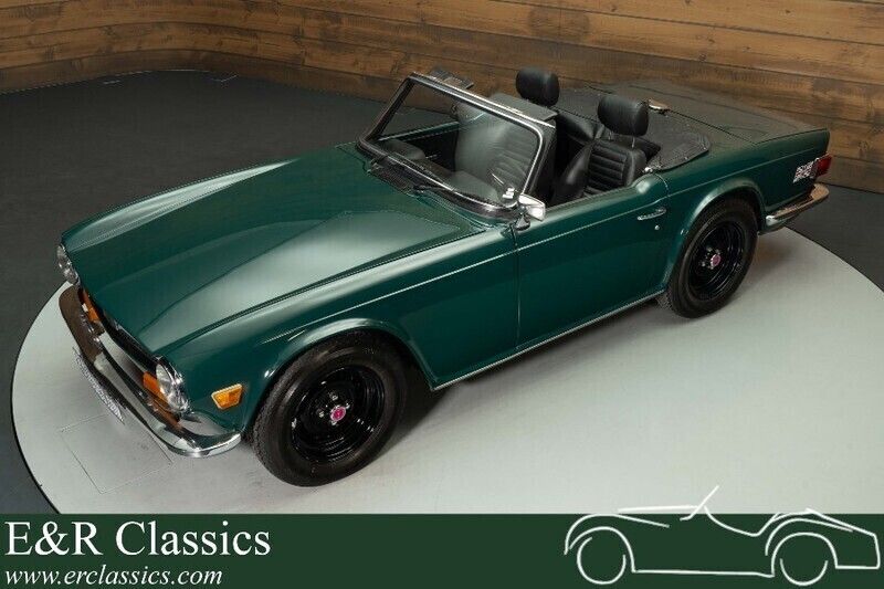 Dunkelgrün Gebraucht 1974 Triumph TR6 Cabrio | € 34.950 - Bild 1/3