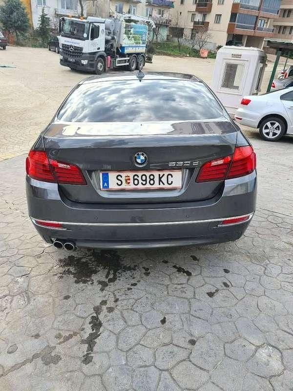 Gebraucht BMW 530 258 PS (189 kW) 2015 Grau Limousine