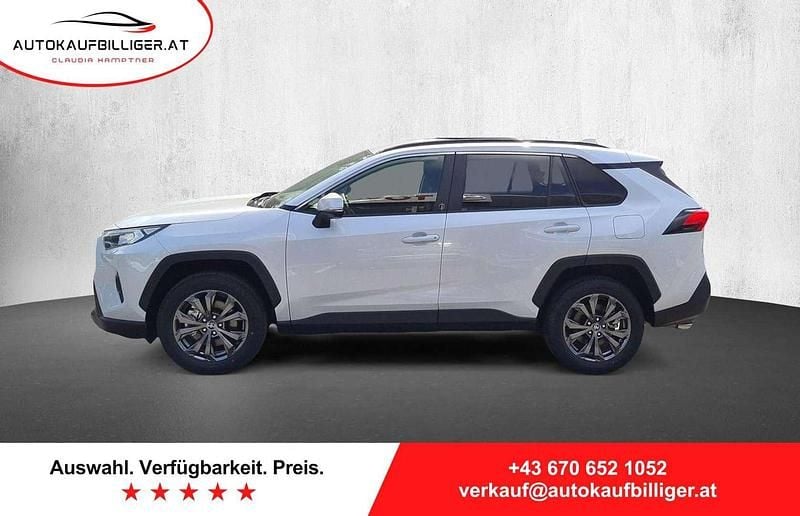 Weiß Gebraucht 2024 Toyota RAV4 Hybrid Active SUV | € 41.971 (Fairer Preis) - Bild 1/4