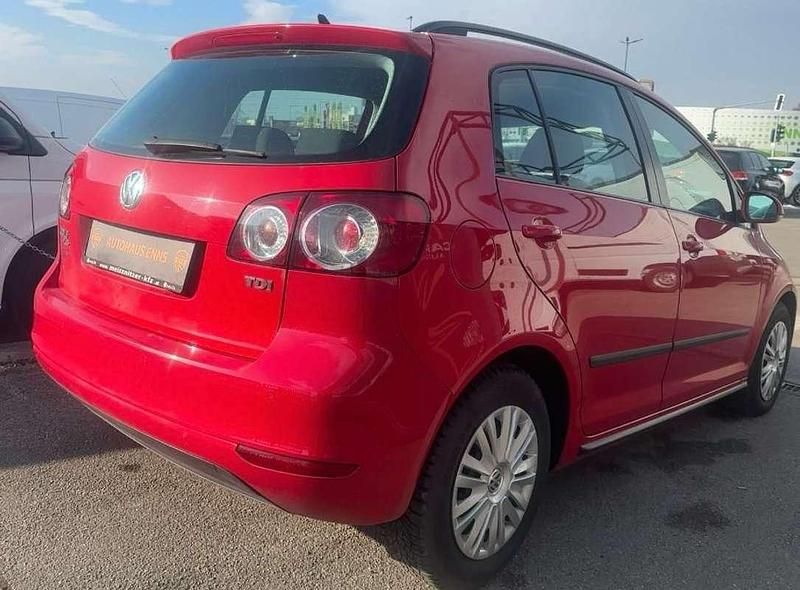 Gebraucht VW Golf Trendline 90 PS (66 kW) 2009 Rot Limousine