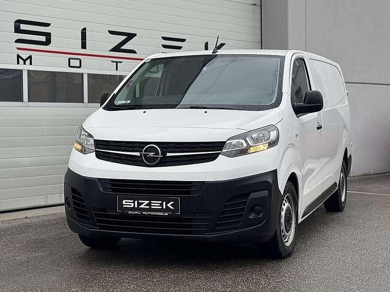 Gebraucht Opel Vivaro 102 PS (75 kW) 2022 Weiß Van / Kleinbus