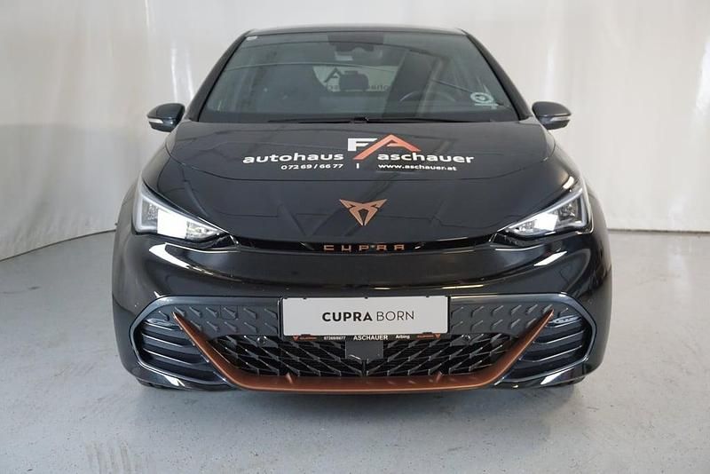 Gebraucht Cupra Born e-Boost 169 kW (231 PS) 2025 Schwarz  metallic Kleinwagen