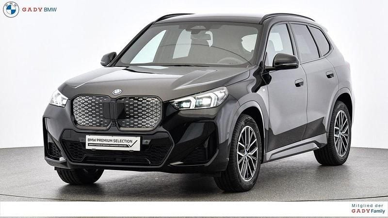 Saphirschwarz Gebraucht 2024 BMW iX1 Shadowline SUV | € 42.490 (Superpreis) - Bild 1/1