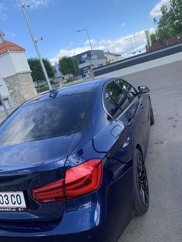 Gebraucht BMW 318 Luxury Line 150 PS (110 kW) 2016 Limousine